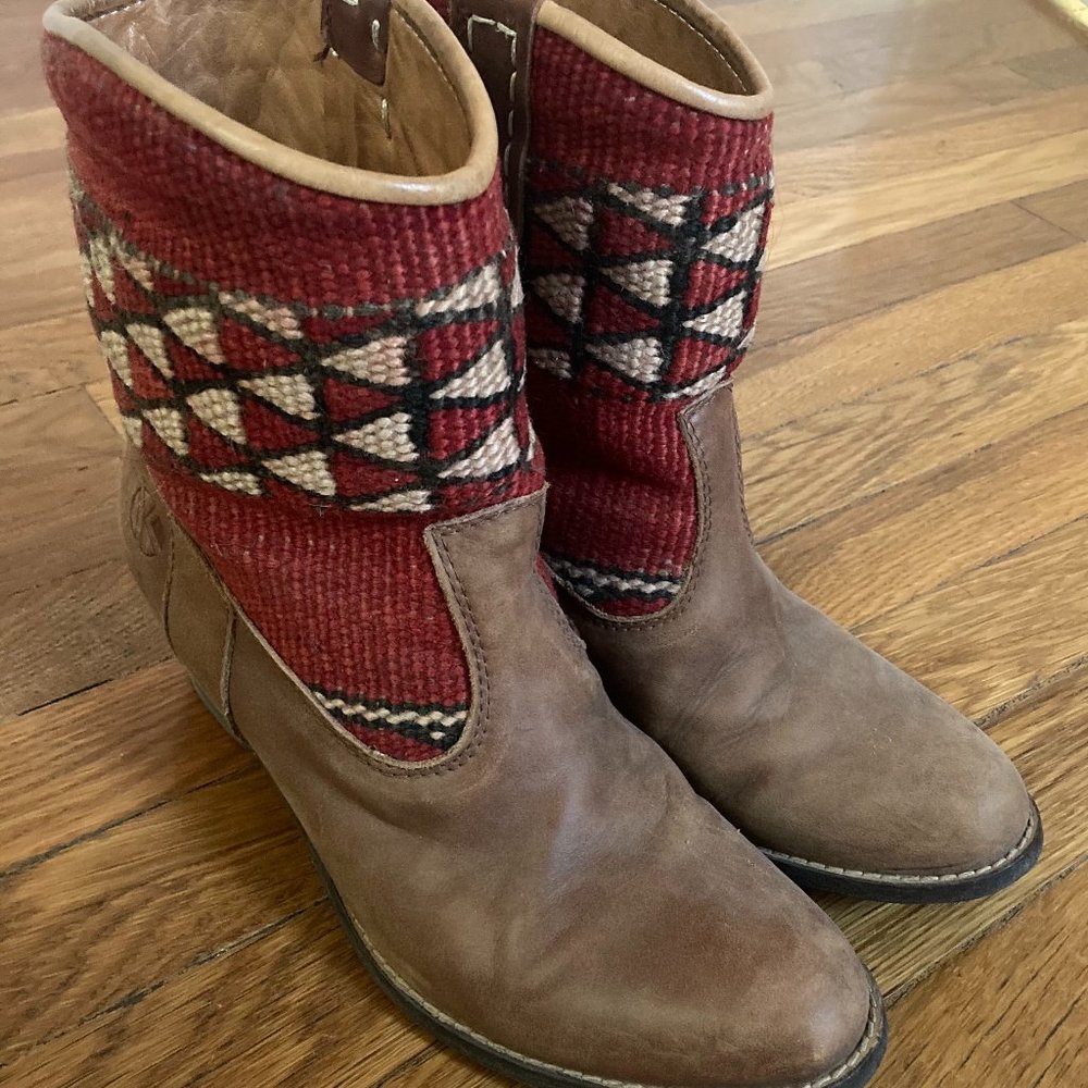Inez Boots